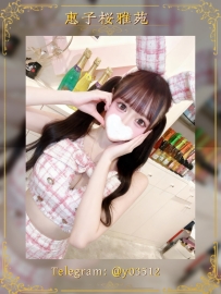 ❤️番號：JP–F777 ❤️身材：158cm｜44kg｜F罩杯｜22歲 ❤️出勤：#大阪出勤 簡介：