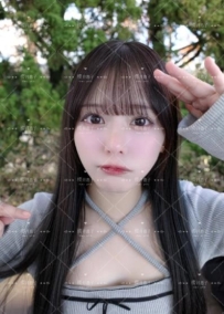 名前：奈奈（なな） 年齢：19歳 身長・体重：158cm / 44kg カップ数：Dカップ 出身：