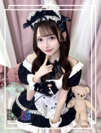 鈴木  152cm Fcup  40kg  21歲粉嫩小穴超緊緻 水多到一直滴