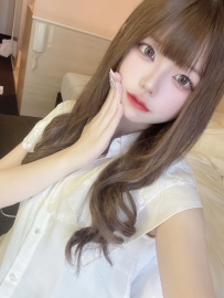 📌 22歲｜160cm / 50kg / D罩杯  🕒 19:00~01:00 #大板出勤    💎 小巧可愛D奶尤物｜