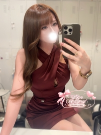 💕編號：8356 💕身材：168.E.50.27歲 💕職業：精品櫃姐
